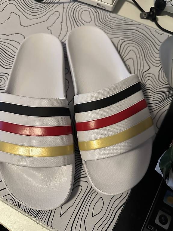Scarpe da uomo: Badelatschen Adidas Gr. 45 – Usato da Stäfa venduto da DearDarling 4