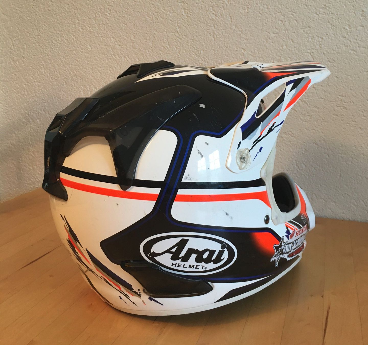 Arai Casques & visières: Cross-Helm Arai MX-V – D'occasion à Zollikofen par Diceros 2