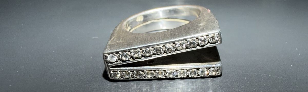 Anelli: Spektakulärer Designer Ring – Nuovo (secondo la descrizione) da Luzern venduto da Pool33