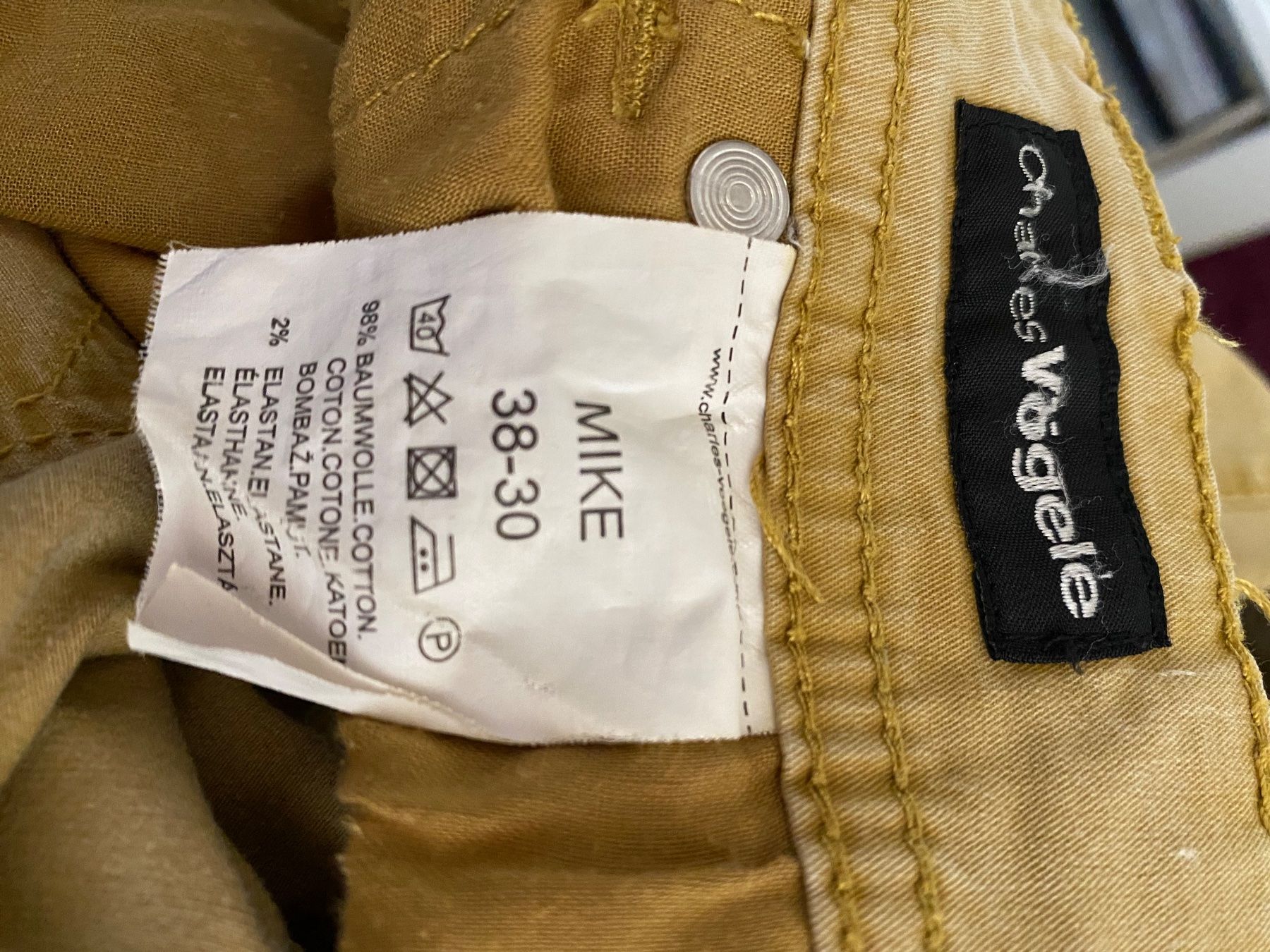 Pantaloni: Hose(ockergelb) – Usato da Gretzenbach venduto da Cantate 1
