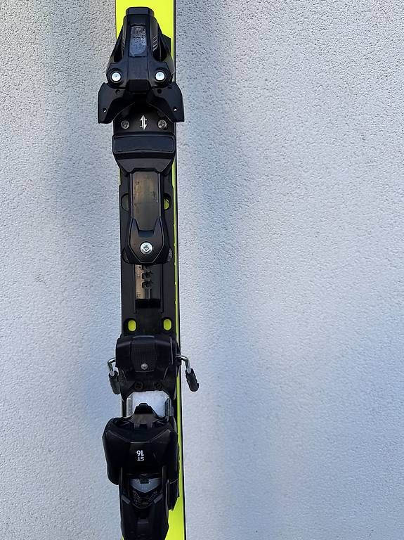 Sci: Head e-Speed Pro Rennmaschine  – Usato da Sugiez venduto da Quickbuyer 2