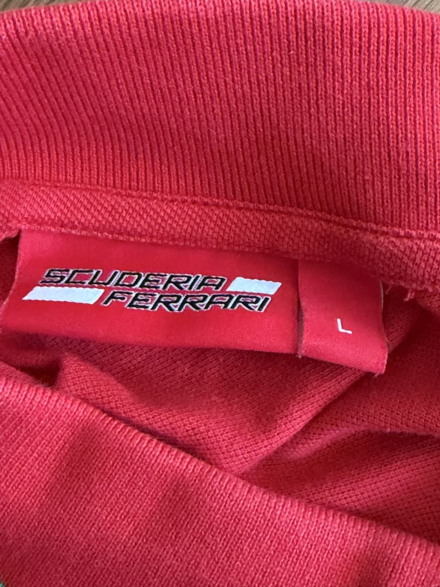 Ferrari T-shirt: Scuderia Ferrari Shirt L – Usato da Zürich venduto da chi_9dfb 4