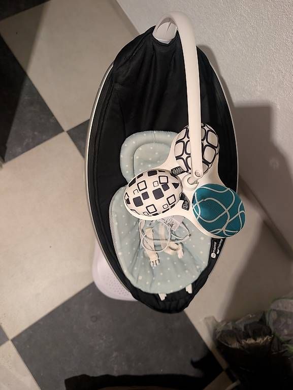 Wippen & Schaukeln: 4-mom baby wippe – Gebraucht aus Lyssach von siena9 1