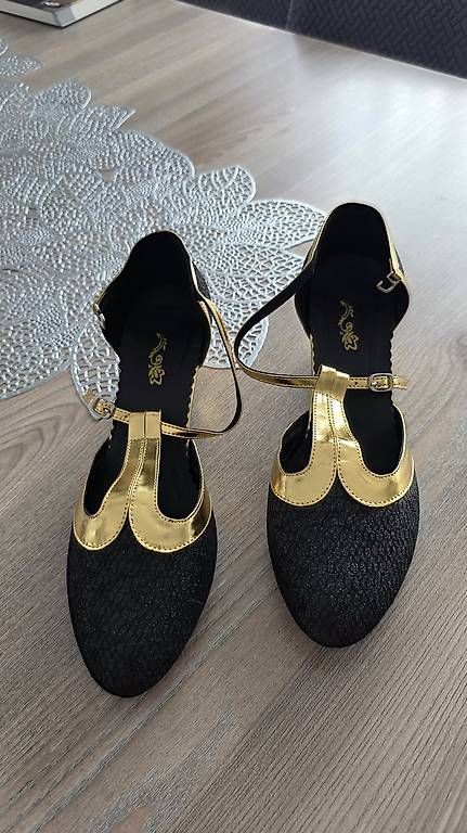 Scarpe da donna: Damenschuh – Usato da Wallisellen venduto da alj_cr5c 2