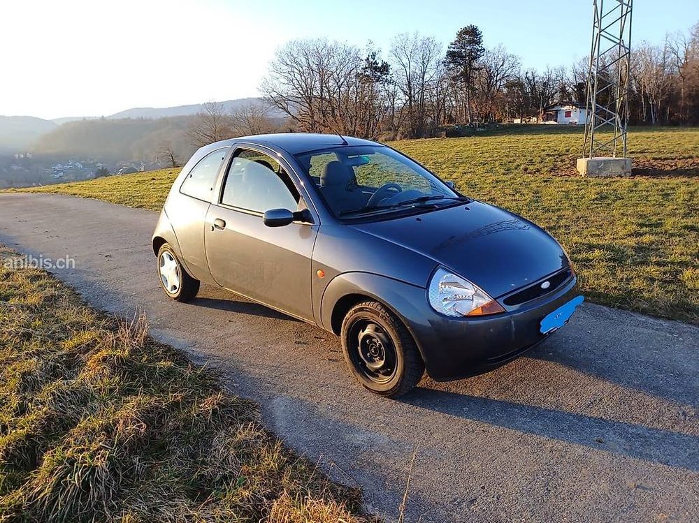 Ford Ka 1.3 manuelle en très bon état 2'500.-