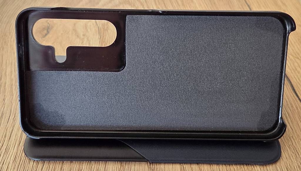 Samsung Cover & Protezioni schermo: Etui Samsung Galaxy S25 – Usato da Confignon venduto da Tibinhosfc 3