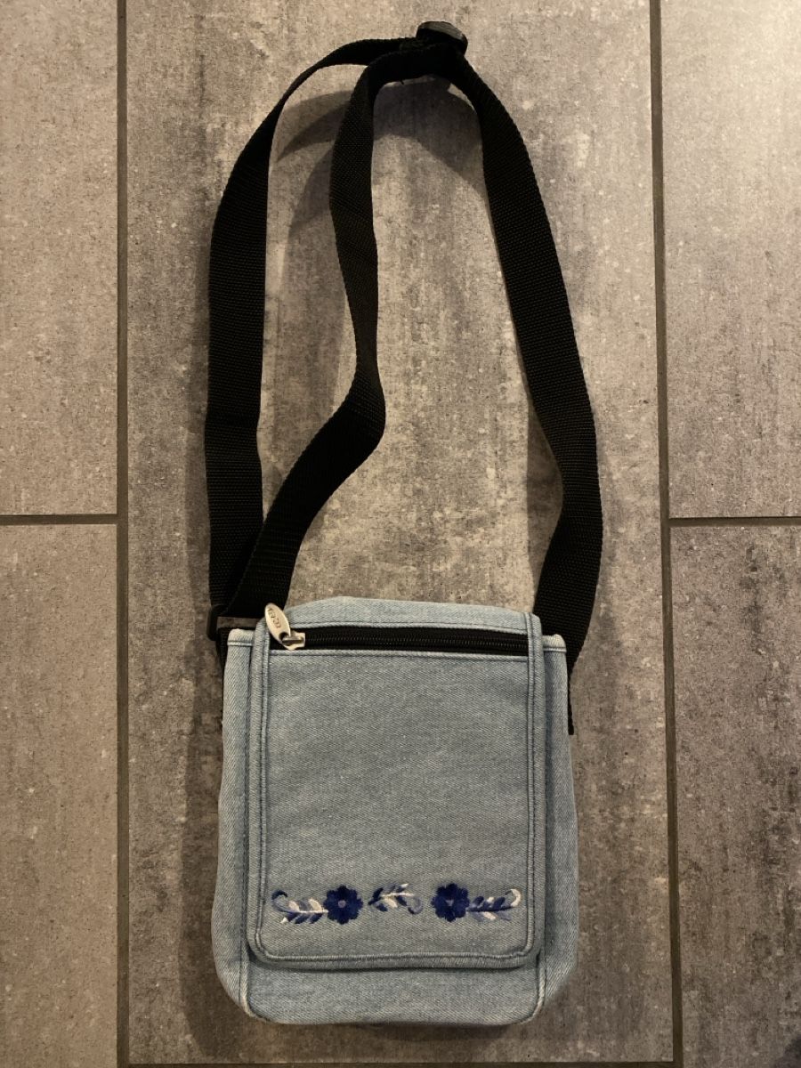 Borse & Zaini: Blaue Jeans Umhängetasche gestickt – Nuovo (secondo la descrizione) da Niederbüren venduto da funkel06