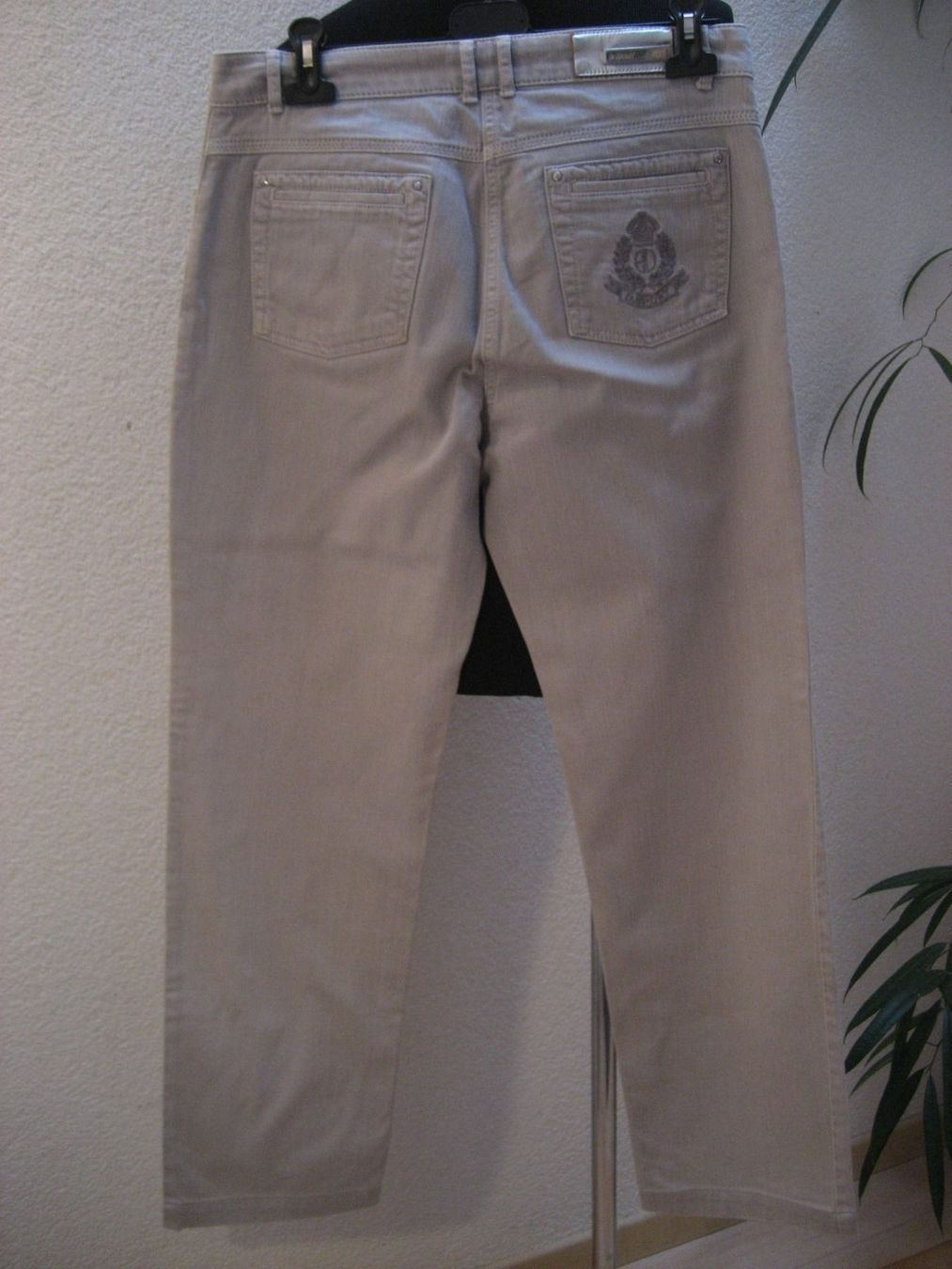 Jeans: Jeans gris stretch taille L – Usato da Delémont venduto da marryb 3