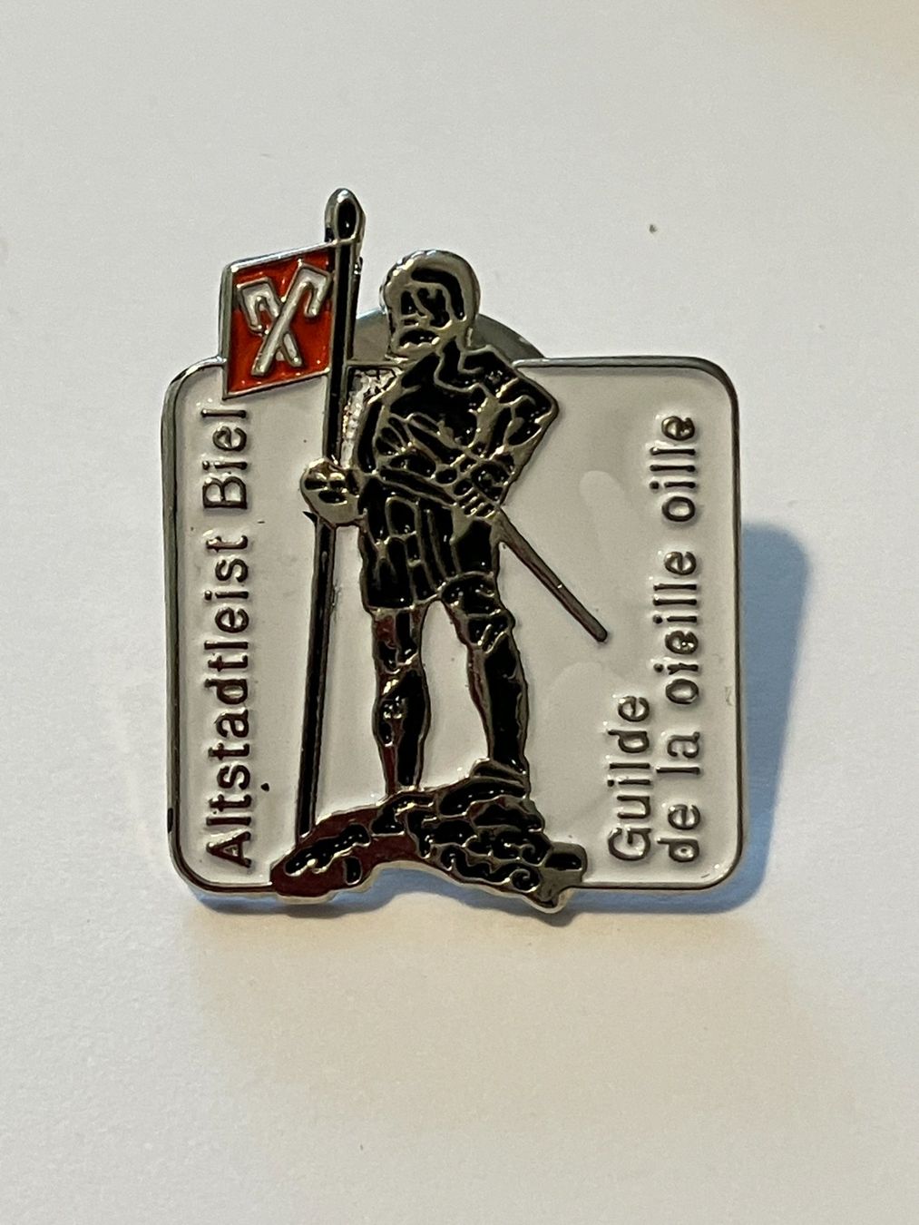 Placchette & Badge: 1 Pin Altstadtleist Biel – Usato da Basel venduto da djwwpp