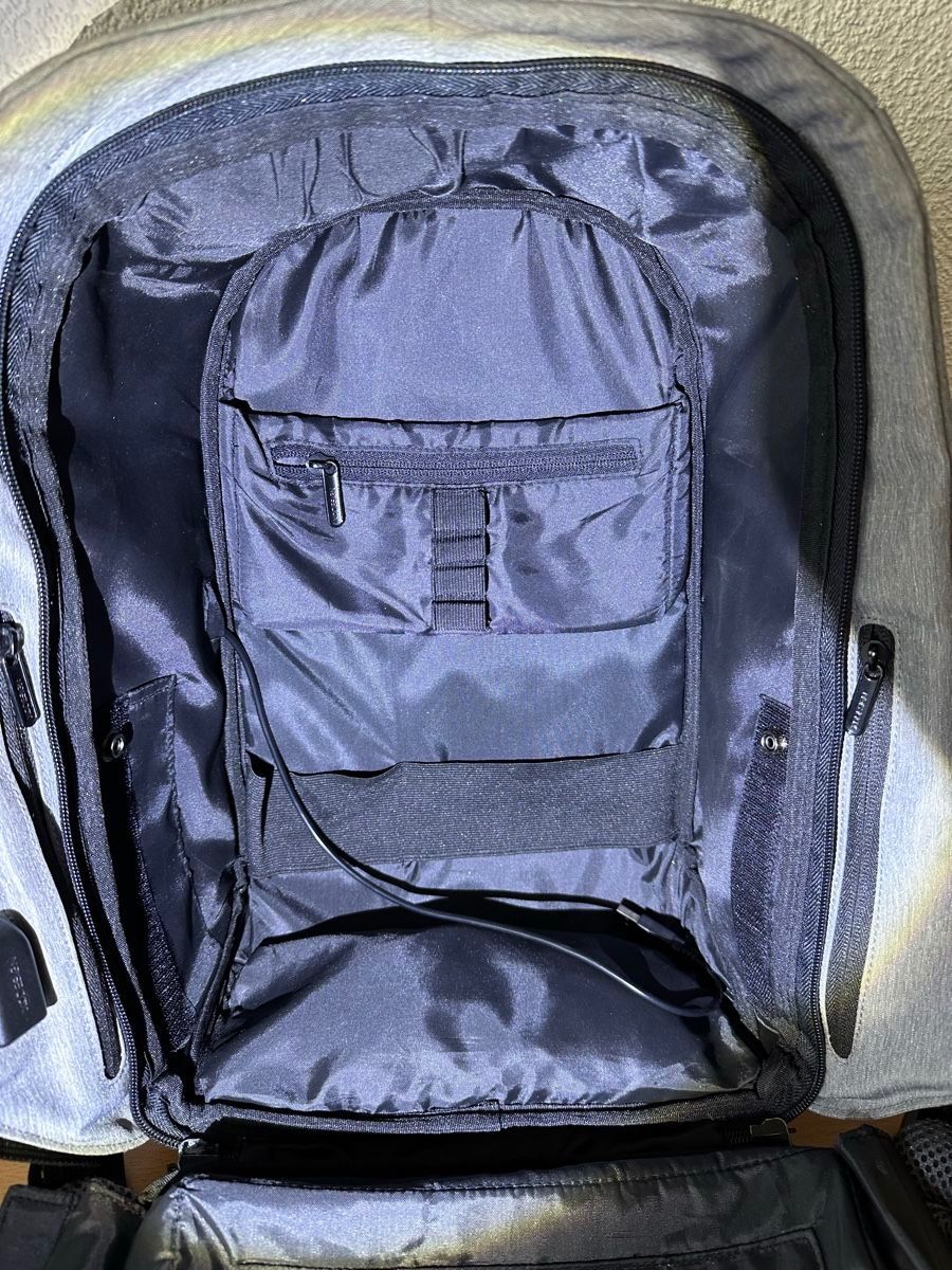Zaini: XD Design Anti-Theft Backpack pink – Usato da Trimbach venduto da Goldchild_8 3
