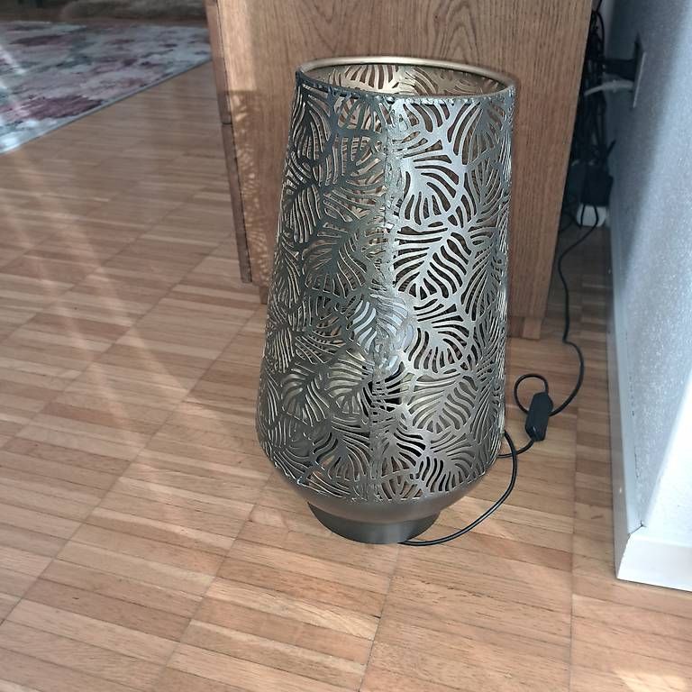 Lampen: Stehlampe – Gebraucht aus Neftenbach von sam_jbb5