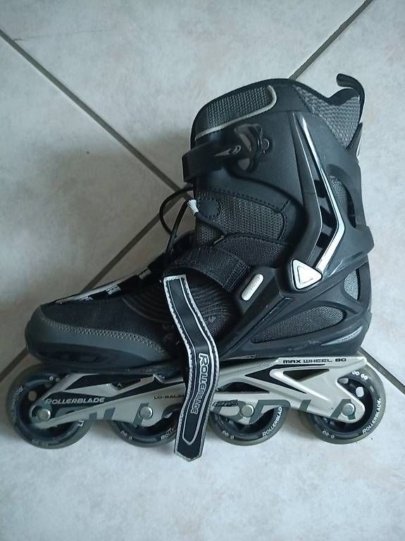 Pattini in linea & Pattini a rotelle: Pattini in linea Rollerblade  – Usato da Coldrerio venduto da diveklo 2