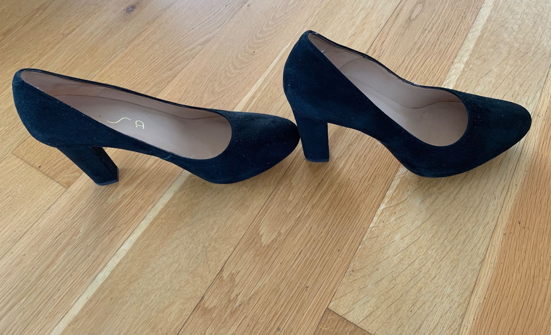 Unisa Scarpe da donna: UNISA Pumps, schwarz, Gr. 40 – Nuovo e nell'imballaggio originale da Kreuzlingen venduto da shopaholicatheart_3 2