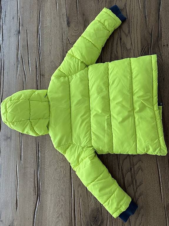Hugo Boss Giacche & Cappotti: Neongelbe Hugo Boss Kinderjacke 108 – Usato da Buchs SG venduto da pessego2008