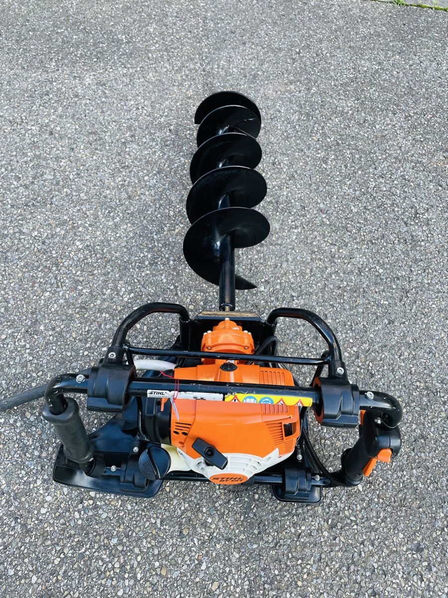 Stihl Tutte le macchine: Erdbohrer Stihl BT 121 , Profi – Usato da Würenlos venduto da Shop_Shop 2