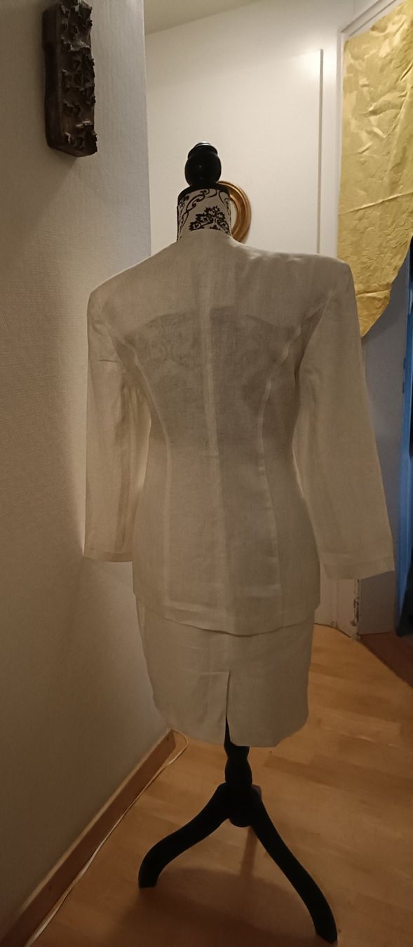 Completi & Tailleur: Vintage " Lily Chao " Zweiteiler – Usato da Schaffhausen venduto da sim_j822 2