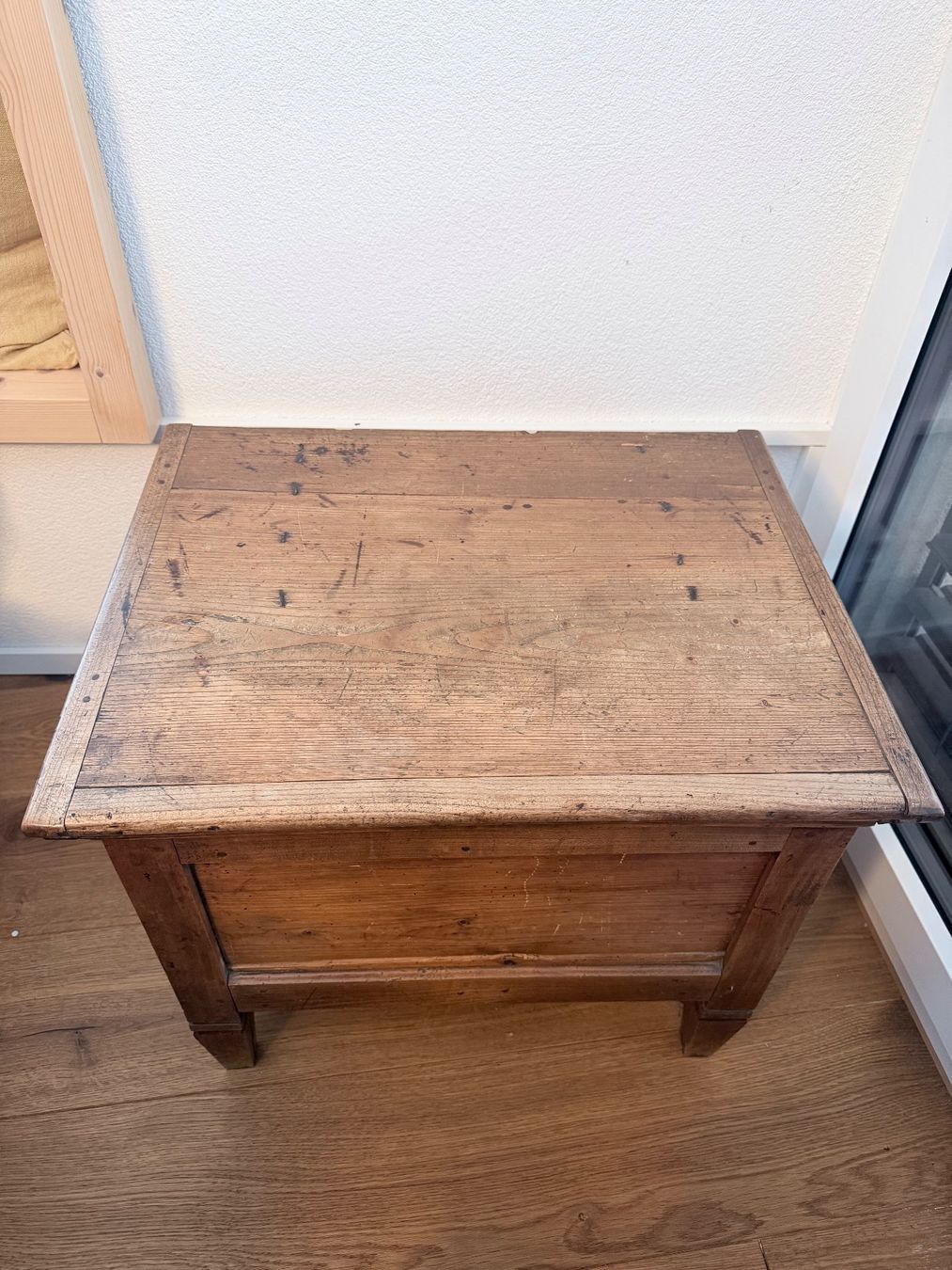 Cassapanche: Antike Truhe / Holztruhe – Usato da Emmetten venduto da pattiko
