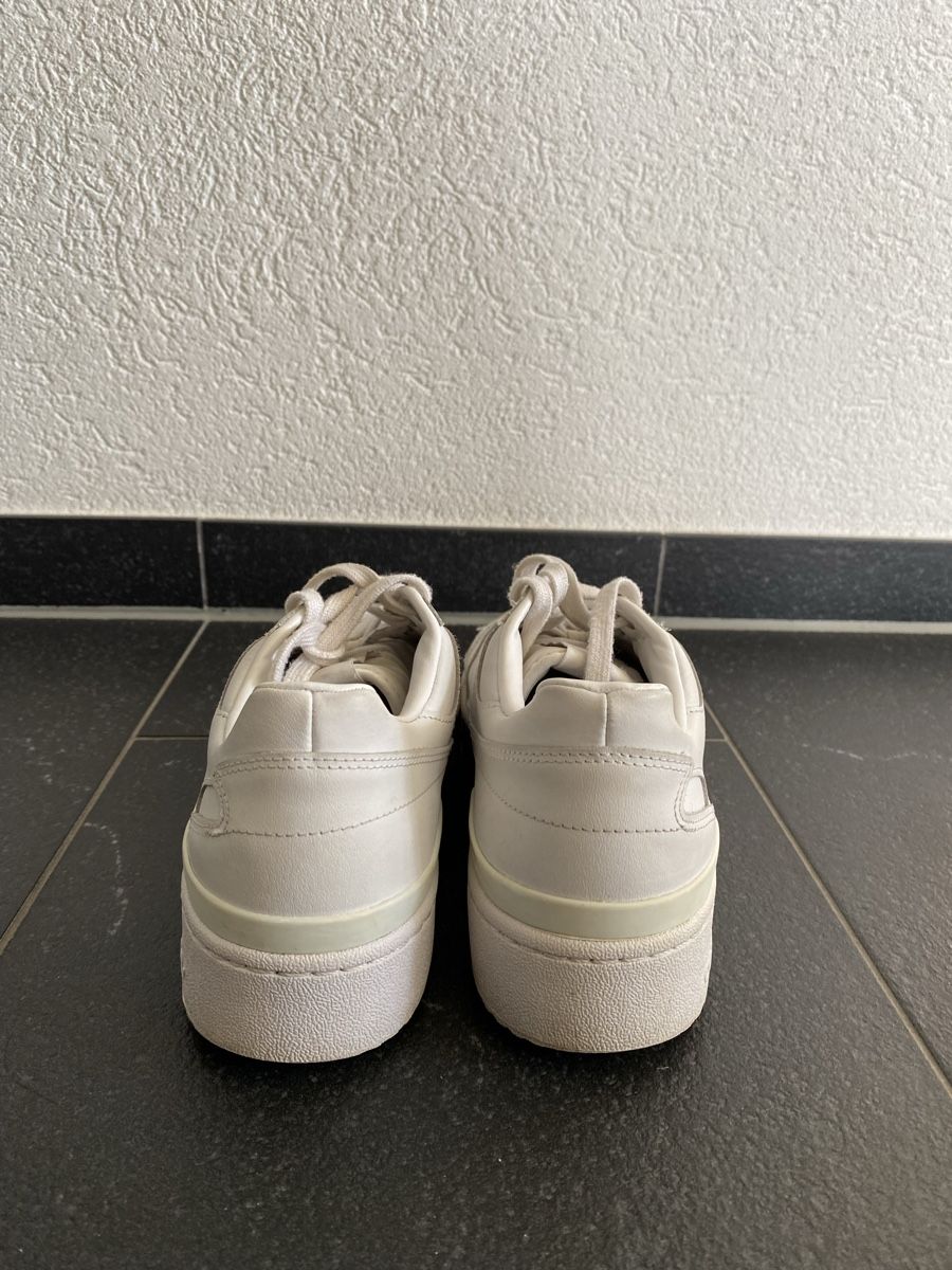 Adidas Scarpe da donna: Adidas Sneakers – Usato da Lützelflüh-Goldb venduto da flu_q9tg 2