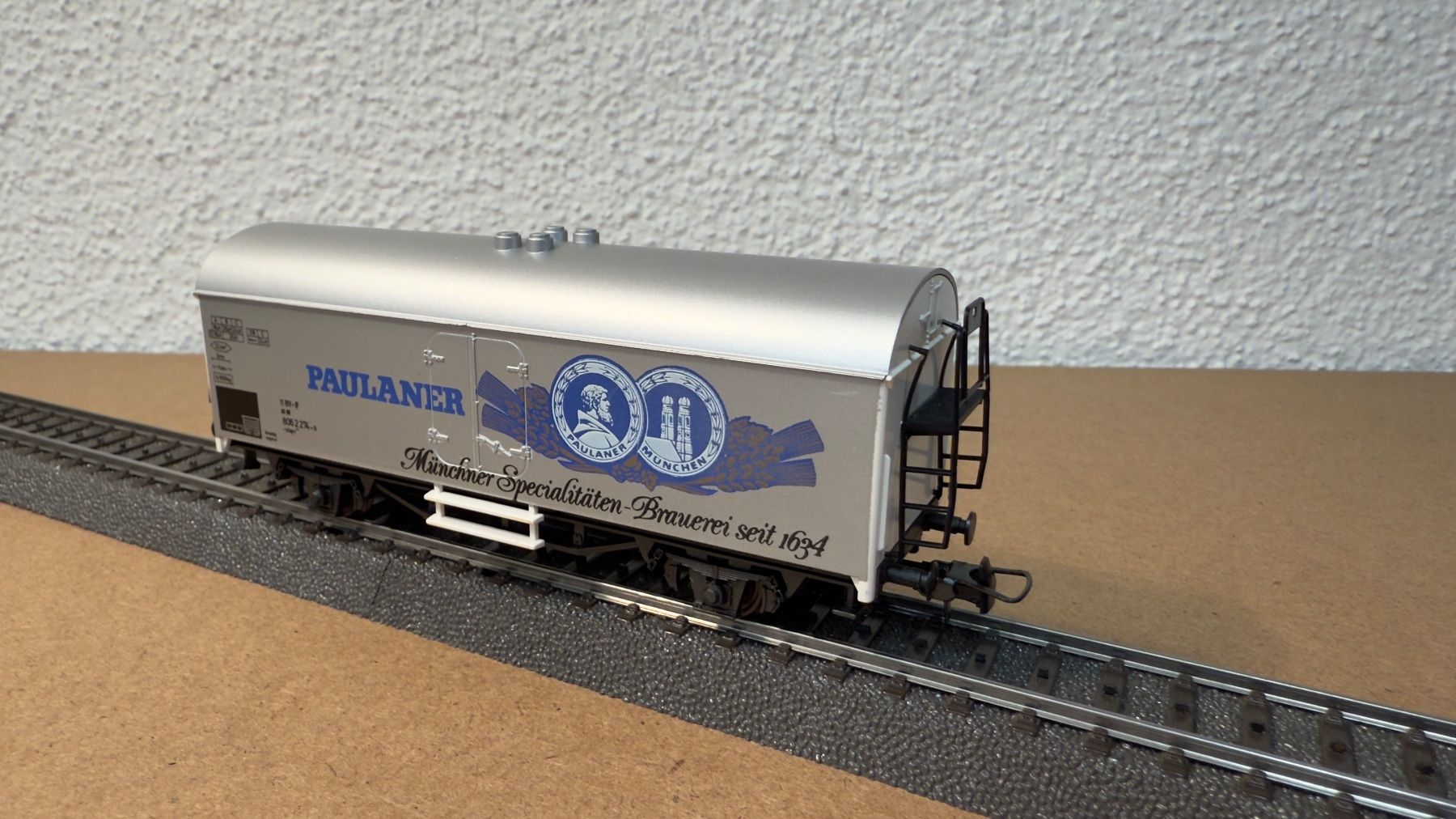 Roco Modellini di ferrovie: Roco Güterwagen Paulaner H0 / DC – Usato da Schlieren venduto da rat_lq6b 4