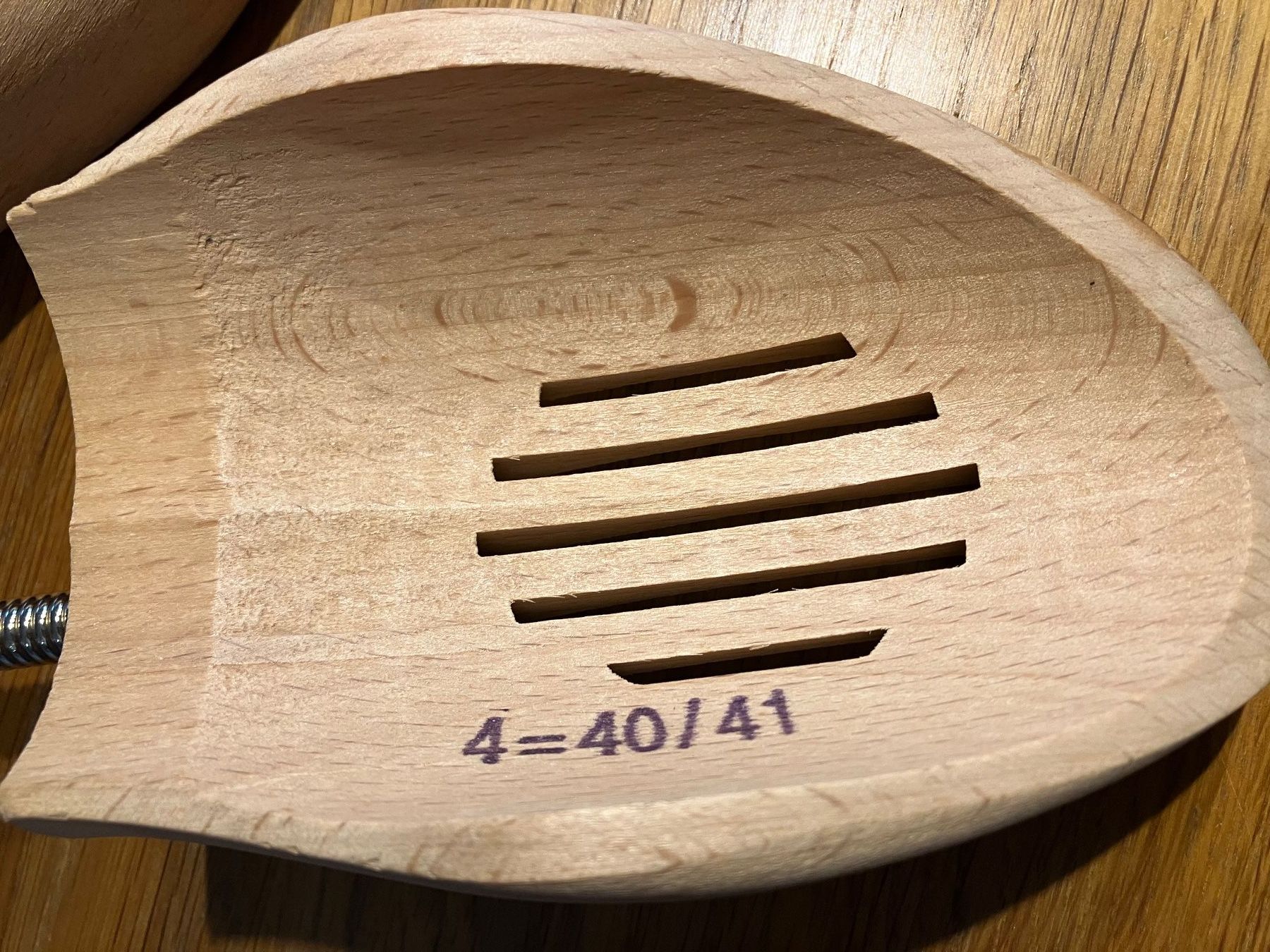 Tutti gli attrezzi: Schuhspanner aus Holz, Gr. 40/41 – Usato da Zürich venduto da edf_9wg7 1