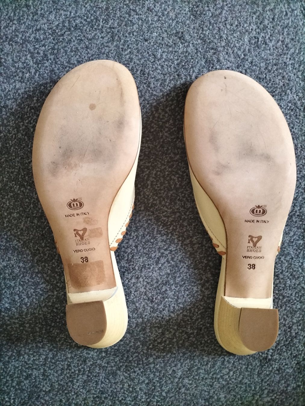 Scarpe da donna: Schuhe / Vero Cuoio – Usato da Pieterlen venduto da Plasticbox 2