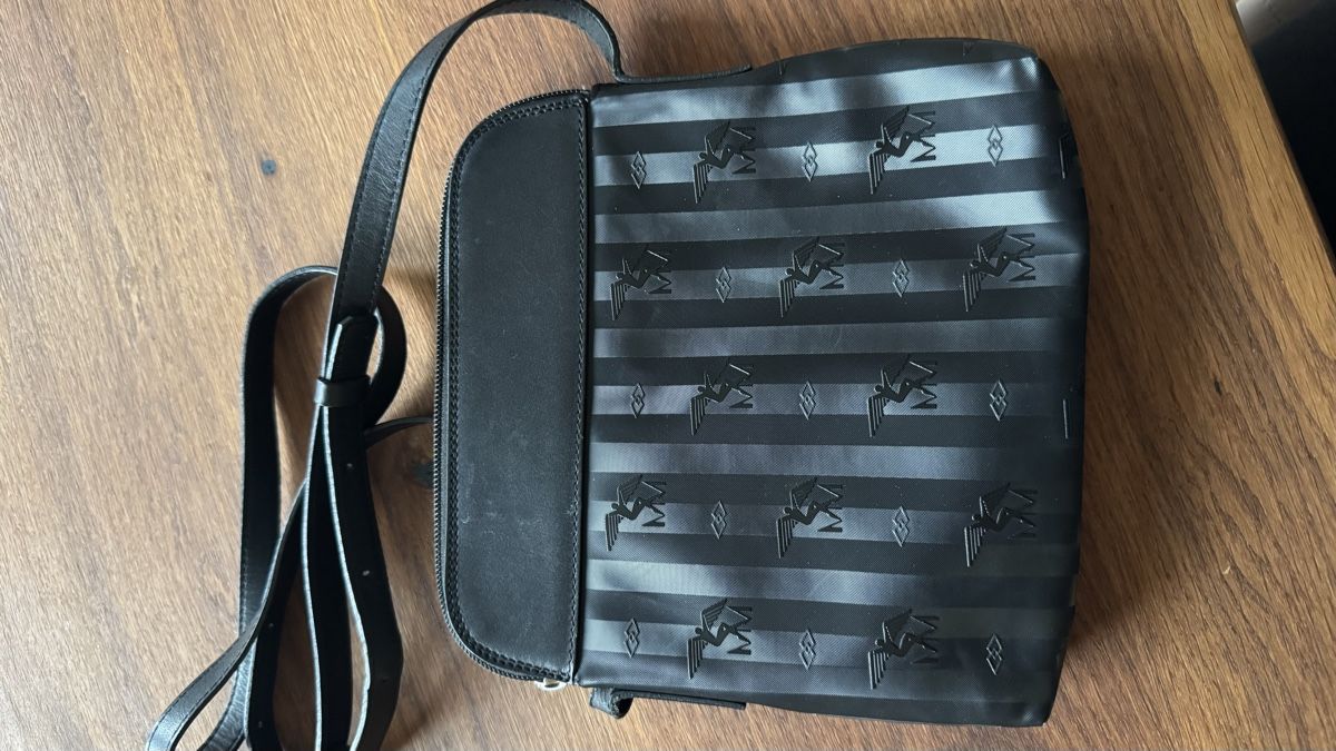 Maison Mollerus Borse da donna: Abgenutzte Maison Mollerus Tasche – Difettoso da Steinhausen venduto da LMercado 1