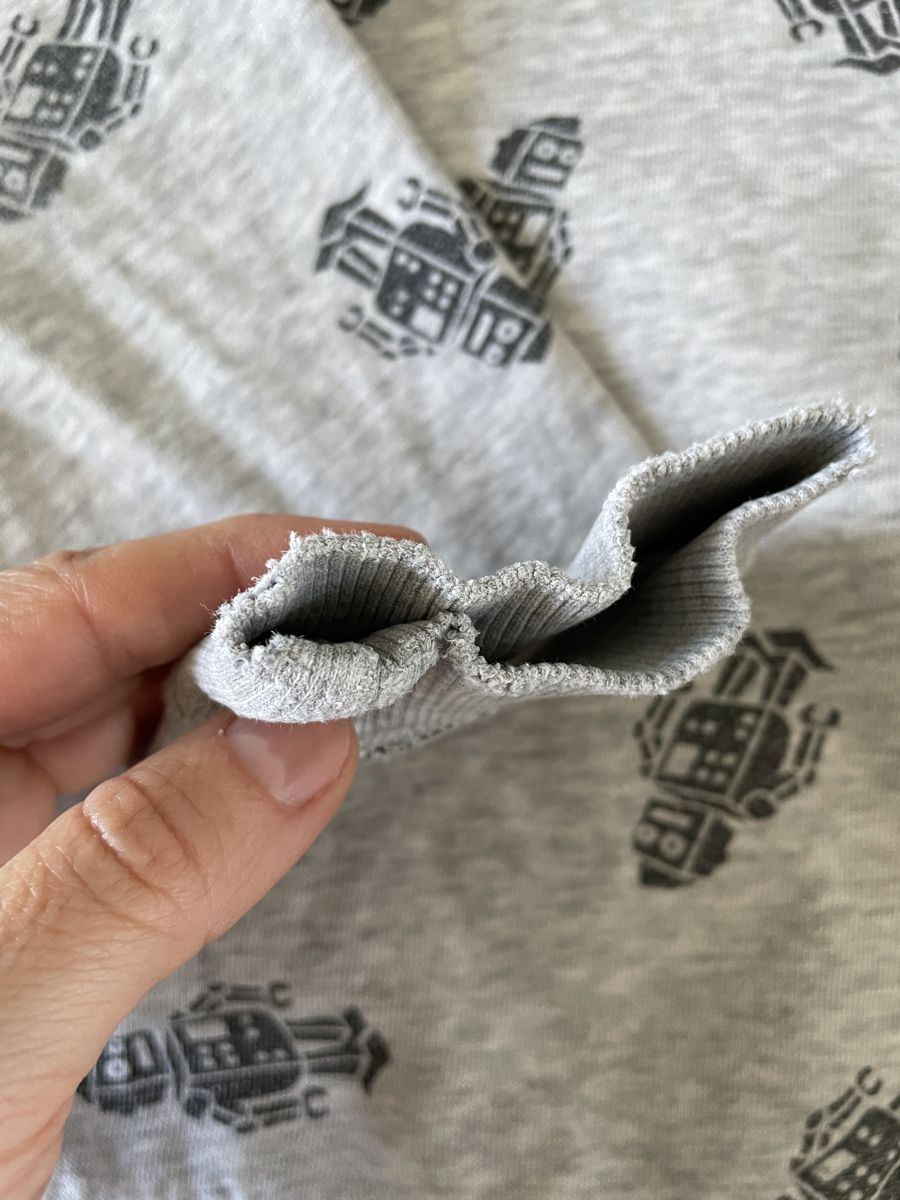 H&M Pulls et sweat-shirts: Kinder Pullover | H&M | Grösse 110/116  – D'occasion à Zürich par samira12382 2