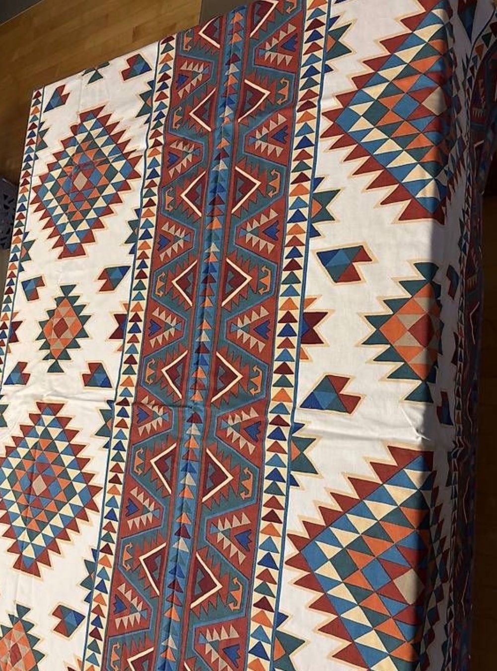 Altra biancheria da tavola: Tischtuch 184 x 145 cm – Usato da Bern venduto da calsenn