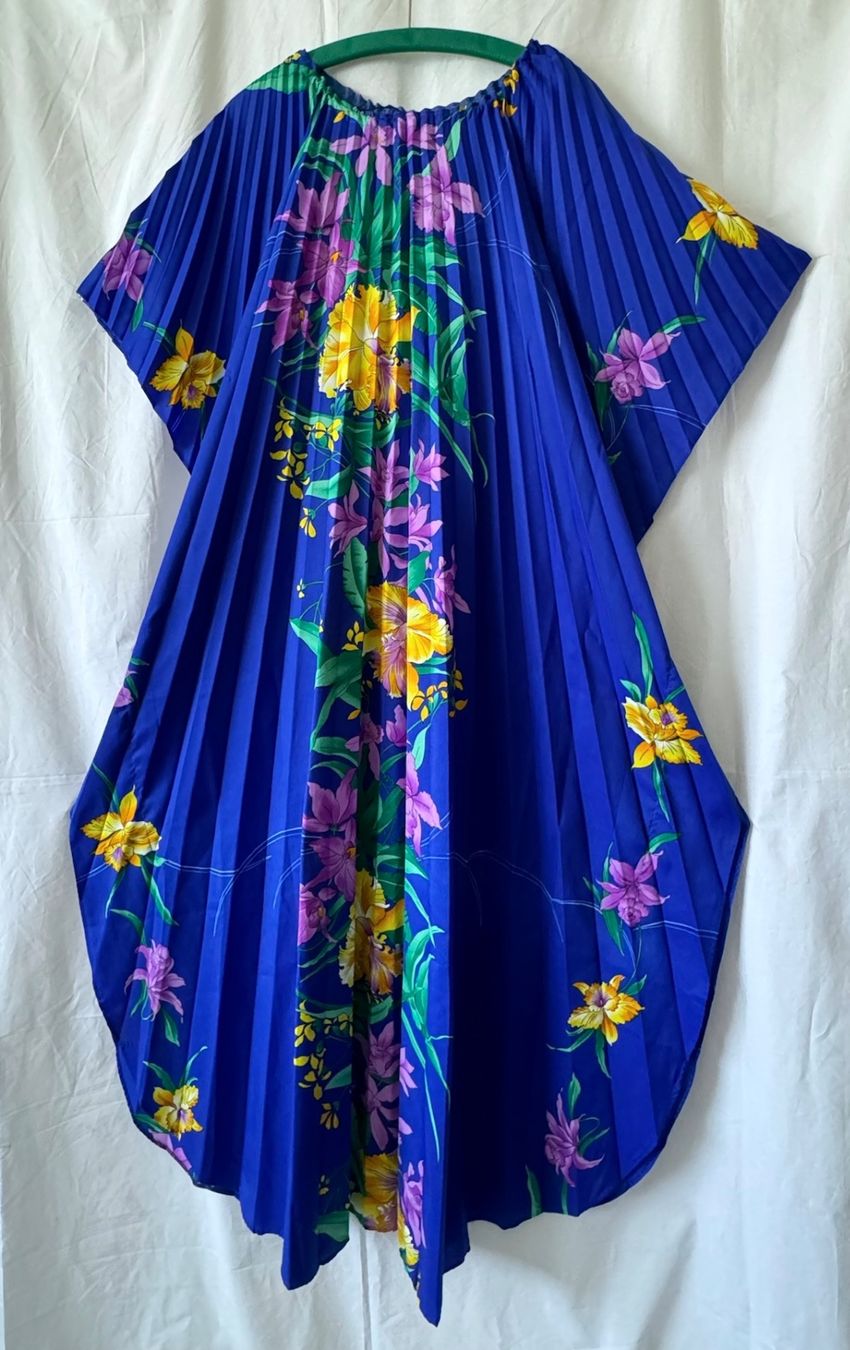 Vestiti: Vintage Kaftankleid mit Schnürverschluss – Usato da Oberrieden venduto da pet_n2c2 1