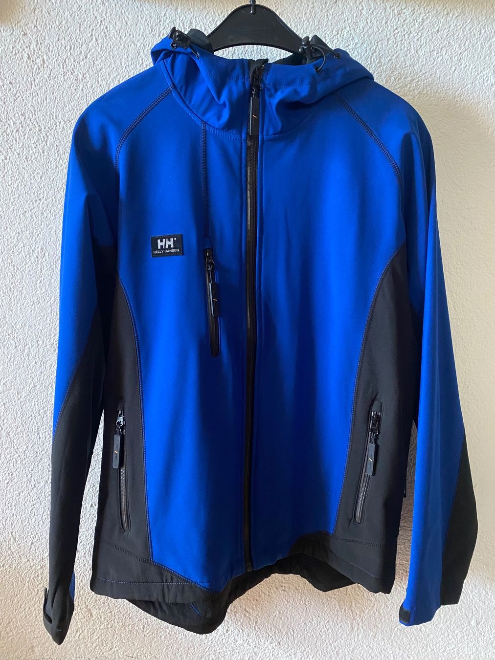 Helly Hansen Jacken: Helly Hansen Softschelljacke Gr.L – Gebraucht aus Madetswil von Belka19