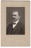 Fotografie H. Tschopp, Wil, Eleganter He