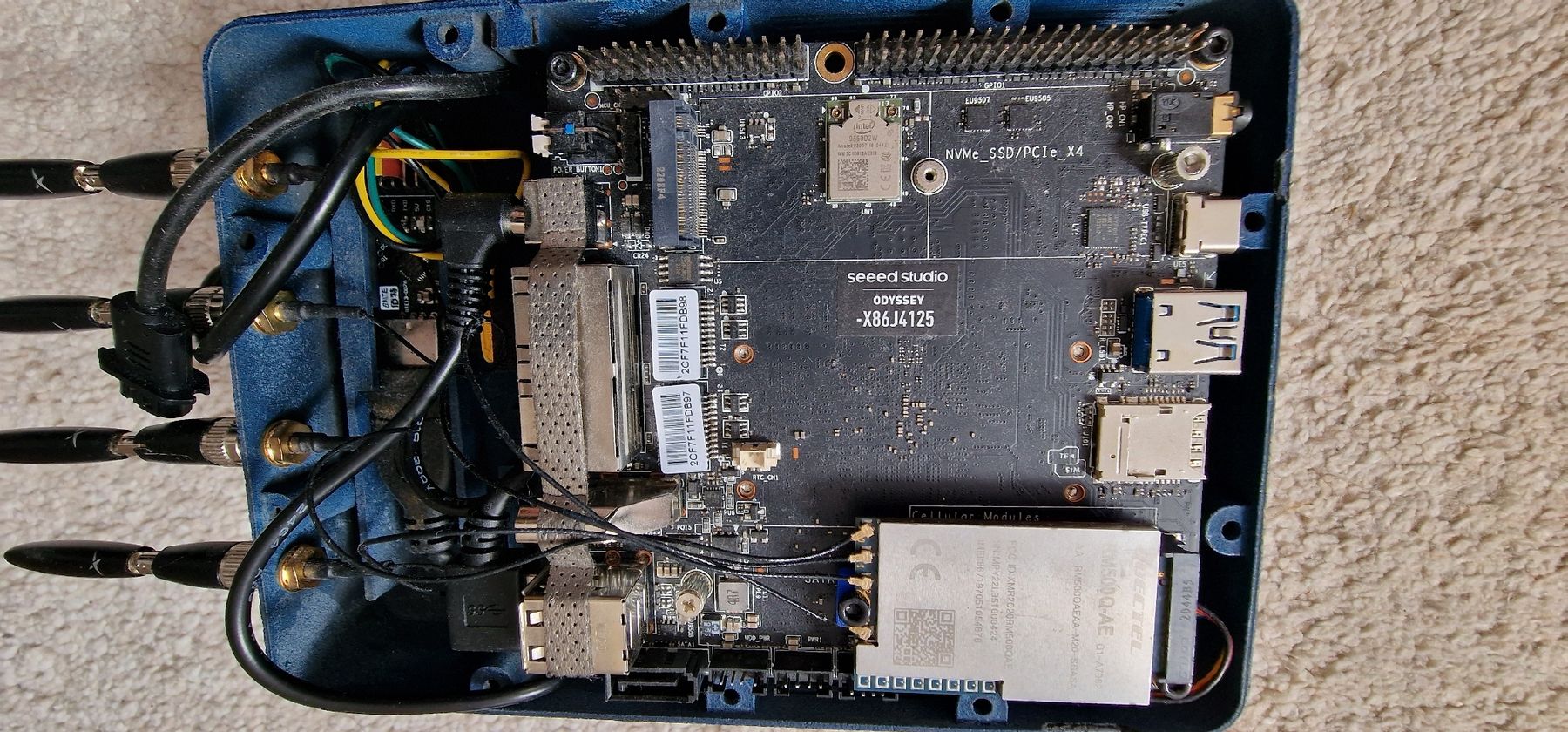 PC: Seeed Studio ODYSSEY - X86J41 mit Quectel RM500Q-AE – Usato da Gerlafingen venduto da dulifuli
