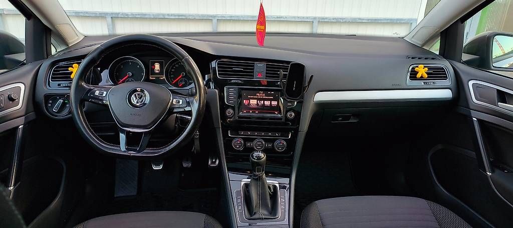 Automobili: VW Golf VII Variant 4Motion 2.0 TDI – Usato da Sins venduto da Tennis-Service-Sins 4