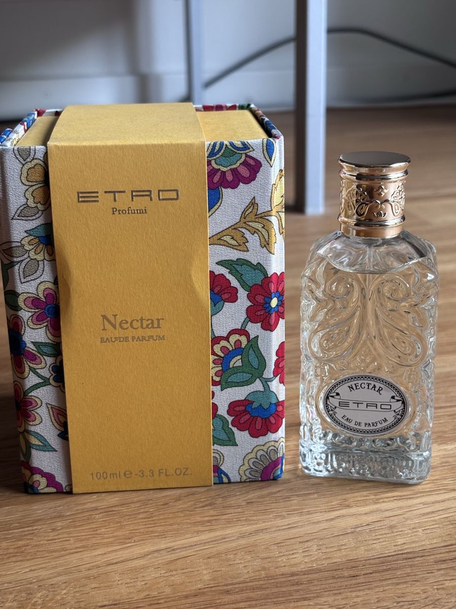 Etro Parfums & Eau de Toilette: Parfum Etro Nectar Eau de Parfum 100ml mit Originalbox – D'occasion à Zürich par Thetimtam