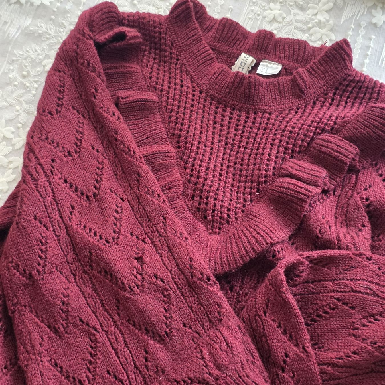 Maglioni & Felpe: Schöner, warmer Pullover von Divided, Grösse S, Weinrot. – Usato da Rheinsulz venduto da Gilea 5