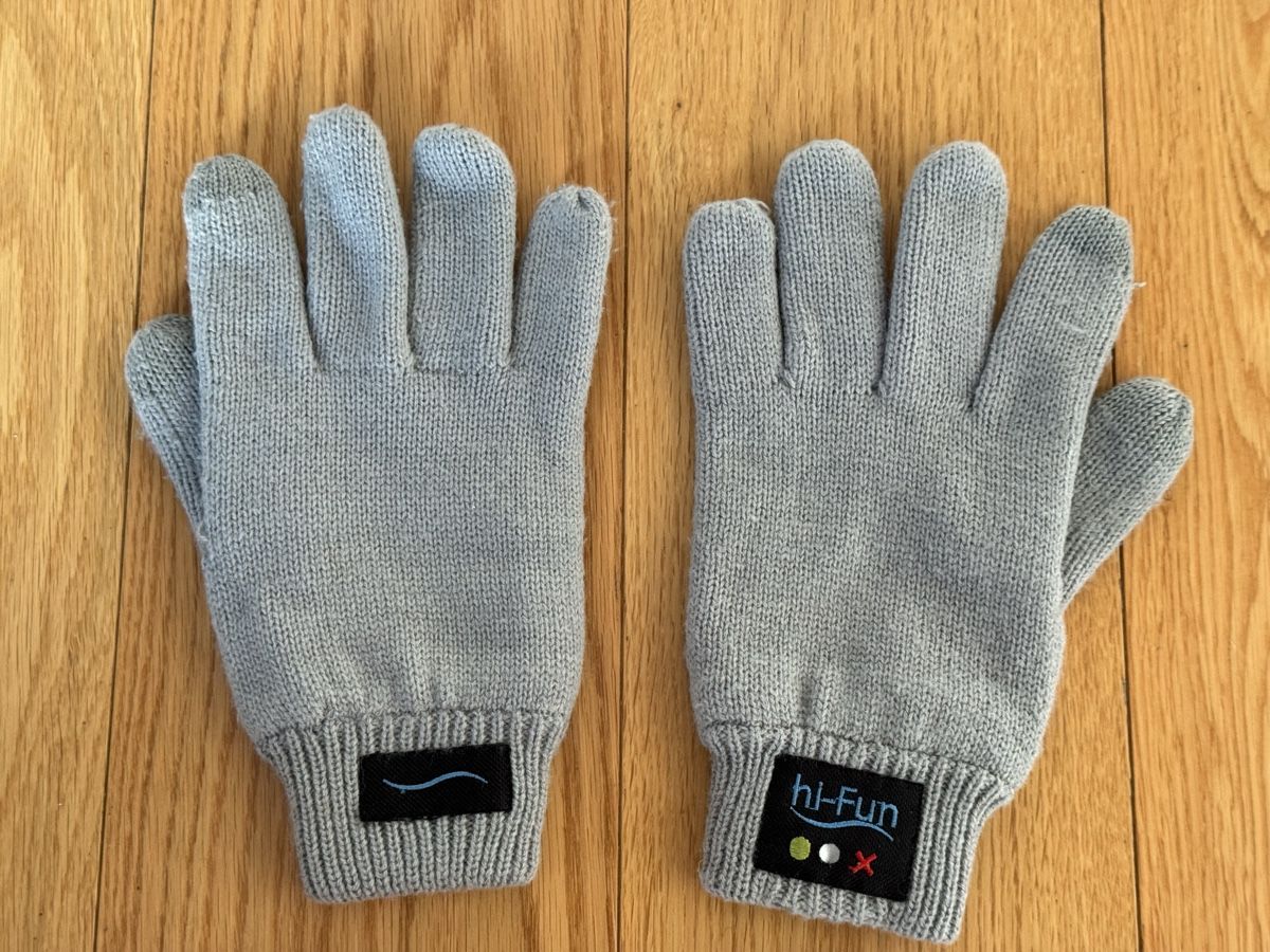 Guanti & manicotti: Hi-Fun Touchscreen Gloves - Stay Connected this Winter – Usato da Zürich venduto da Keller110