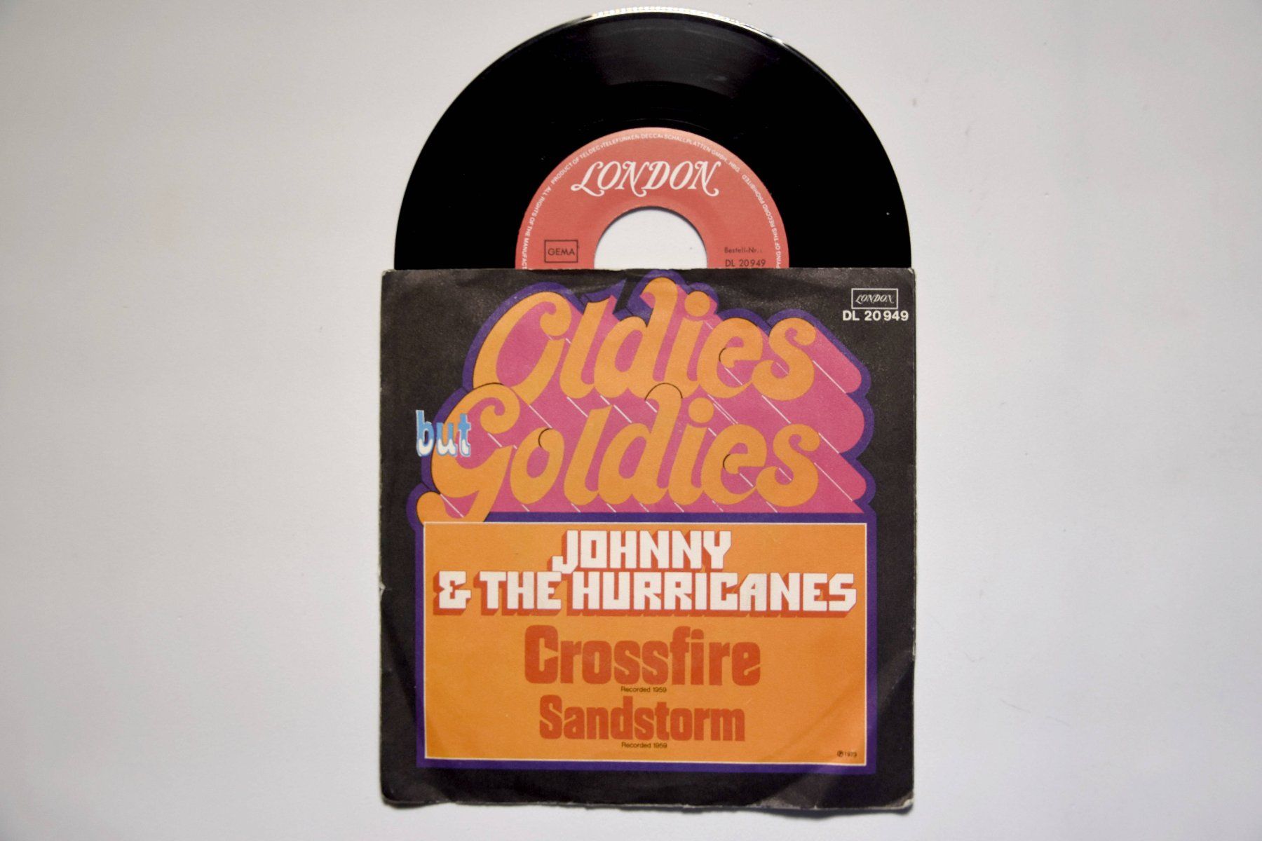 Dischi in vinile: Johnny & the Hurricanes - Crossfire / Sandman – Usato da Belmont-sur-Yverdon venduto da ag97