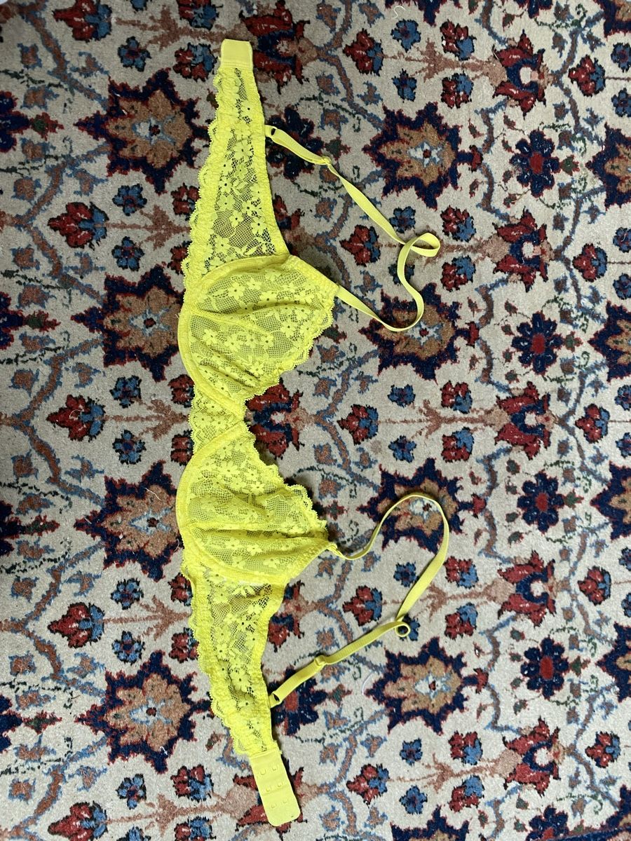 Tops: Neon Gelber BH  – D'occasion à Rehetobel par Norea69