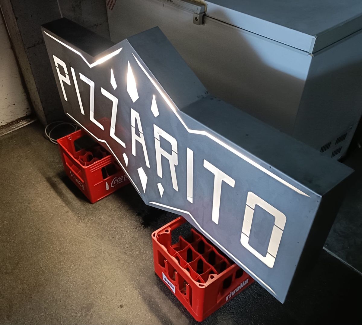 Lampes: Pizzarito Leuchtreklame  – D'occasion à Tuggen par Angel1604 1