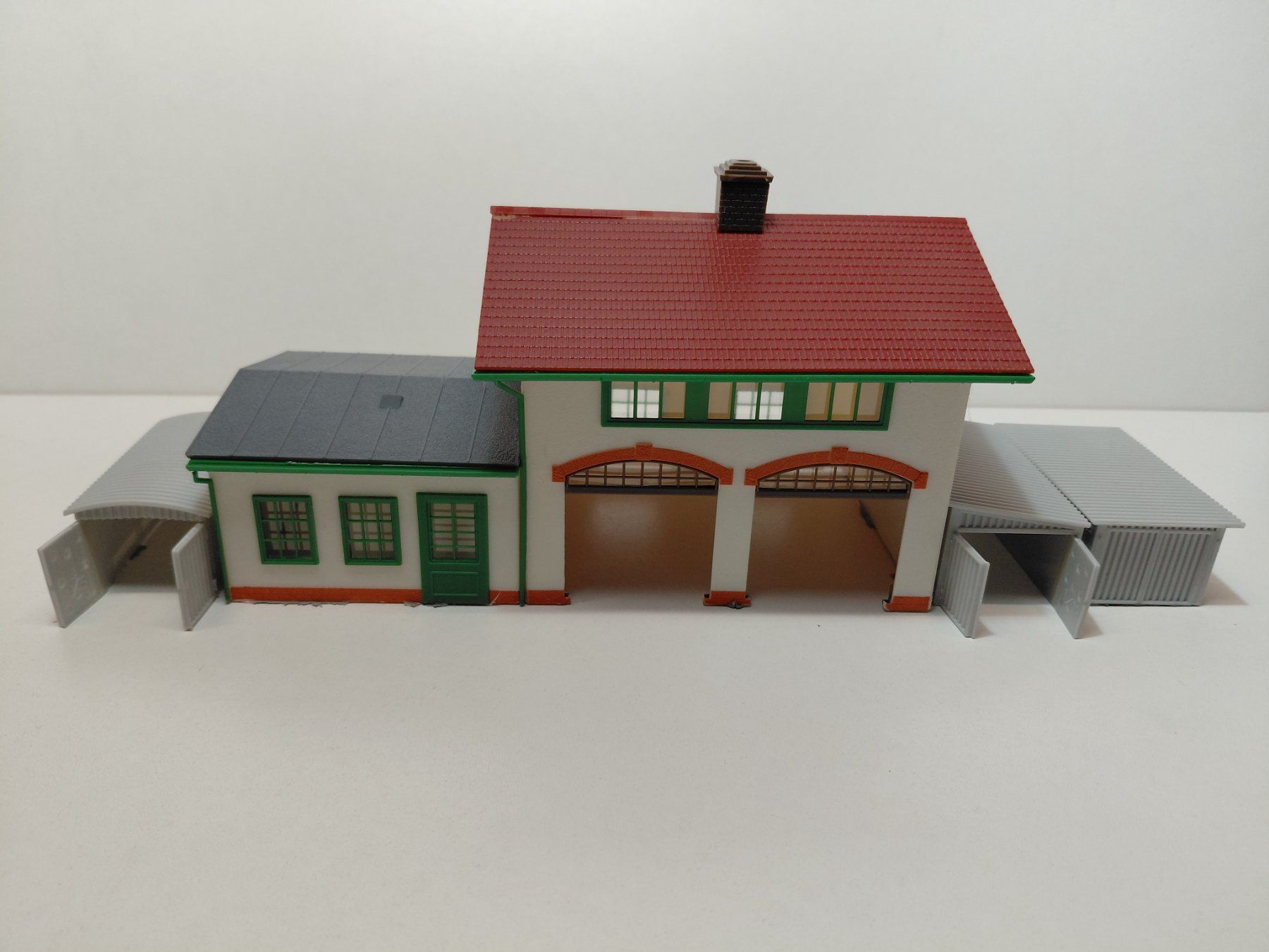 Modelleisenbahnen: Häuschen-Set mit fünf Teilen – Gebraucht aus Bern von ascona43 1