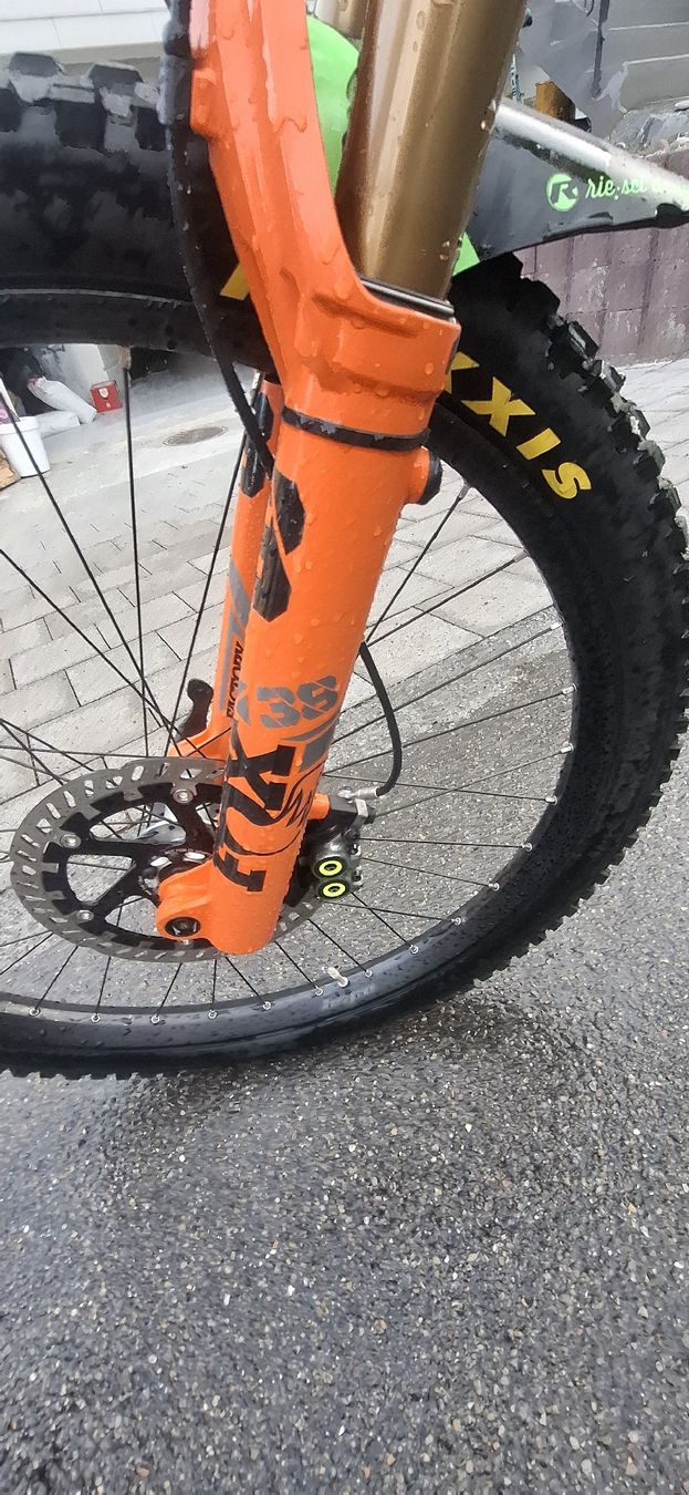 Santa Cruz Biciclette: santa Cruz Nomade 4  c carbon – Usato da Andwil SG venduto da jprs1980 4