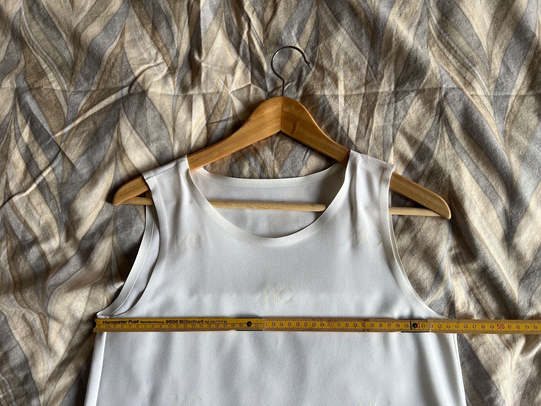 Marc Cain Top: Marccain Top, Gr. N2, Weiss, Neuwertig – Usato da Bütschwil venduto da whales444 4