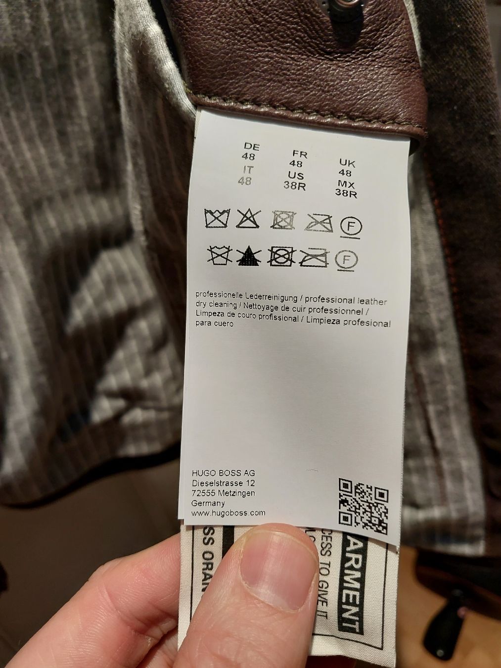 Hugo Boss Giacche: BOSS Orange Lederjacke - Gr. 48 - ungetragen – Nuovo (secondo la descrizione) da Zug venduto da ciceroni 3