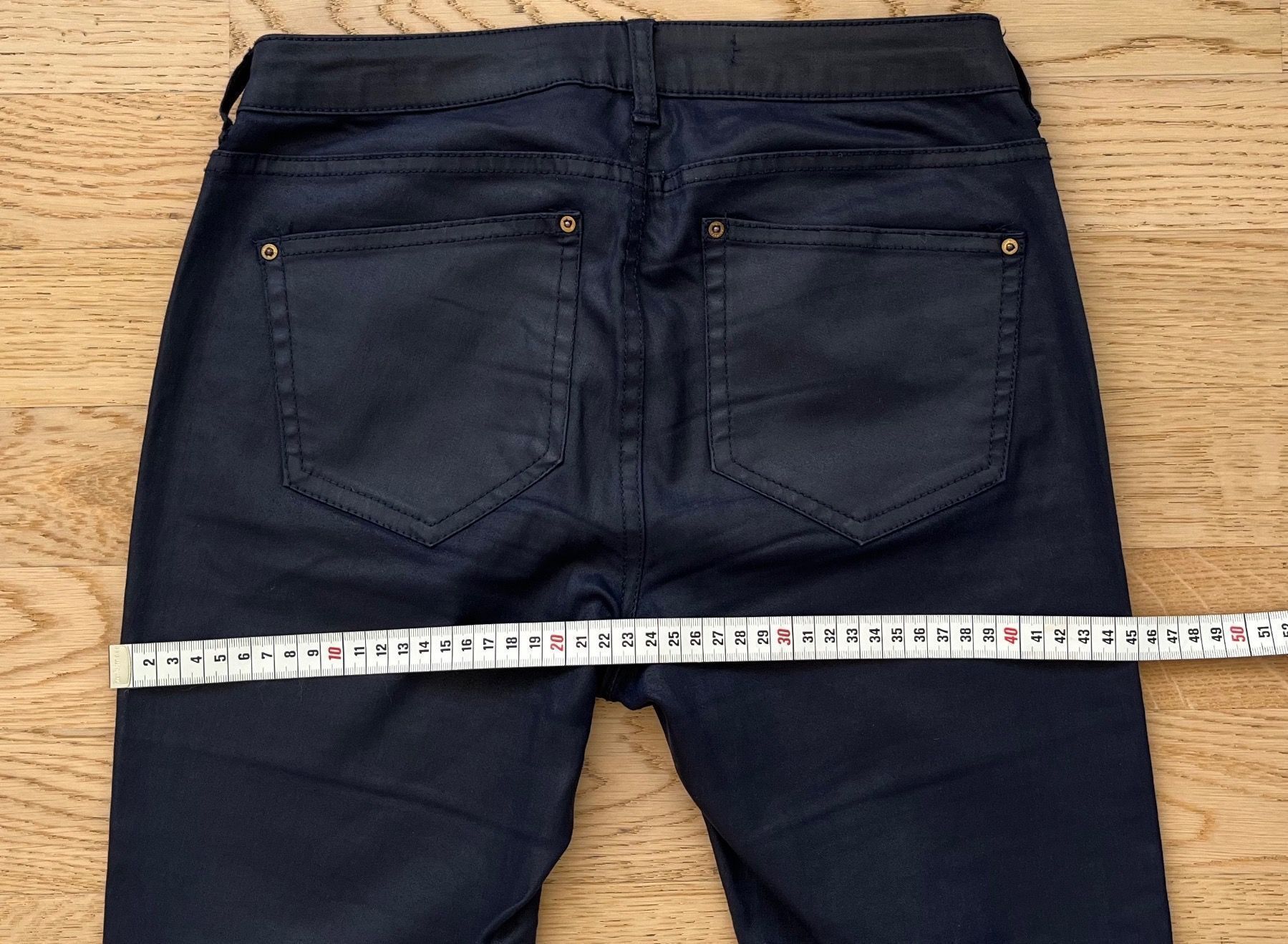Pantaloni: Lässige Jeans/Stoffhose Gr 36 – Usato da Richterswil venduto da Rem2011 4