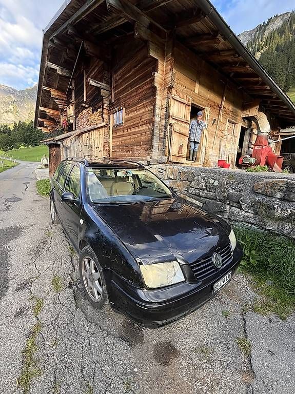 Automobili: Vw bora v5 – Usato da Adelboden venduto da subaru12345 1