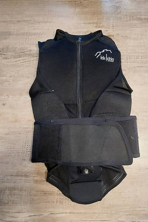 Protections: Kinderreitweste ca 115-130 cm Körpergrössr – D'occasion à Grossaffoltern par Huschu01