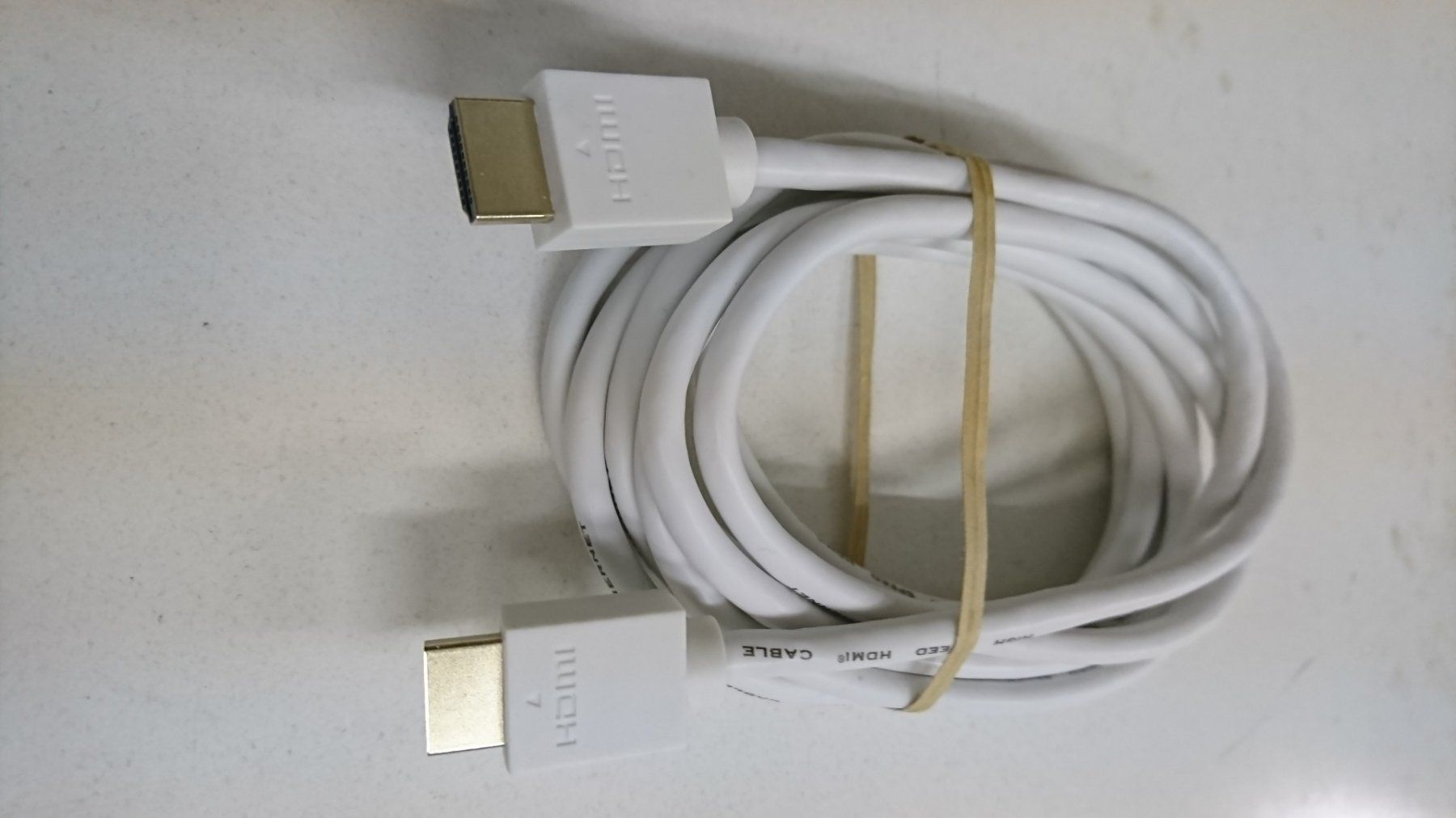 Câbles: HDMI Kabel 3.0m – Neuf avec emballage d'origine à Tägerschen par Tech-World7 3