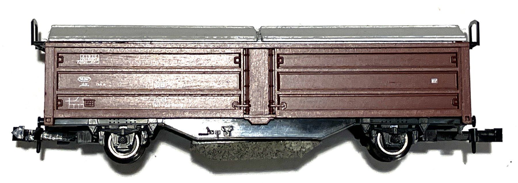 Trix Modelleisenbahnen: Trix DB-Gleisputzwagen in Spur N – Gebraucht aus Zürich von foufou2000