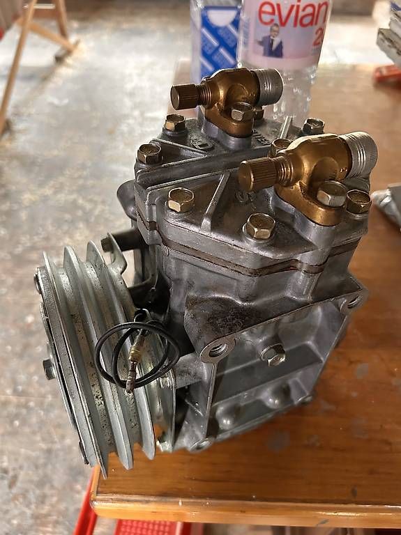 Alle Autoersatzteile: Klimakompressor Oldtimer Ford V8 – Gebraucht aus Ebnat-Kappel von mic_2pwc 3