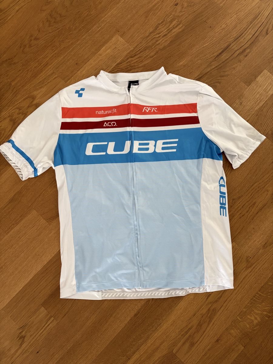 Cube Canottiere & Pantaloni: Cube Rennradtrikot  – Usato da Bern venduto da -Philipp-